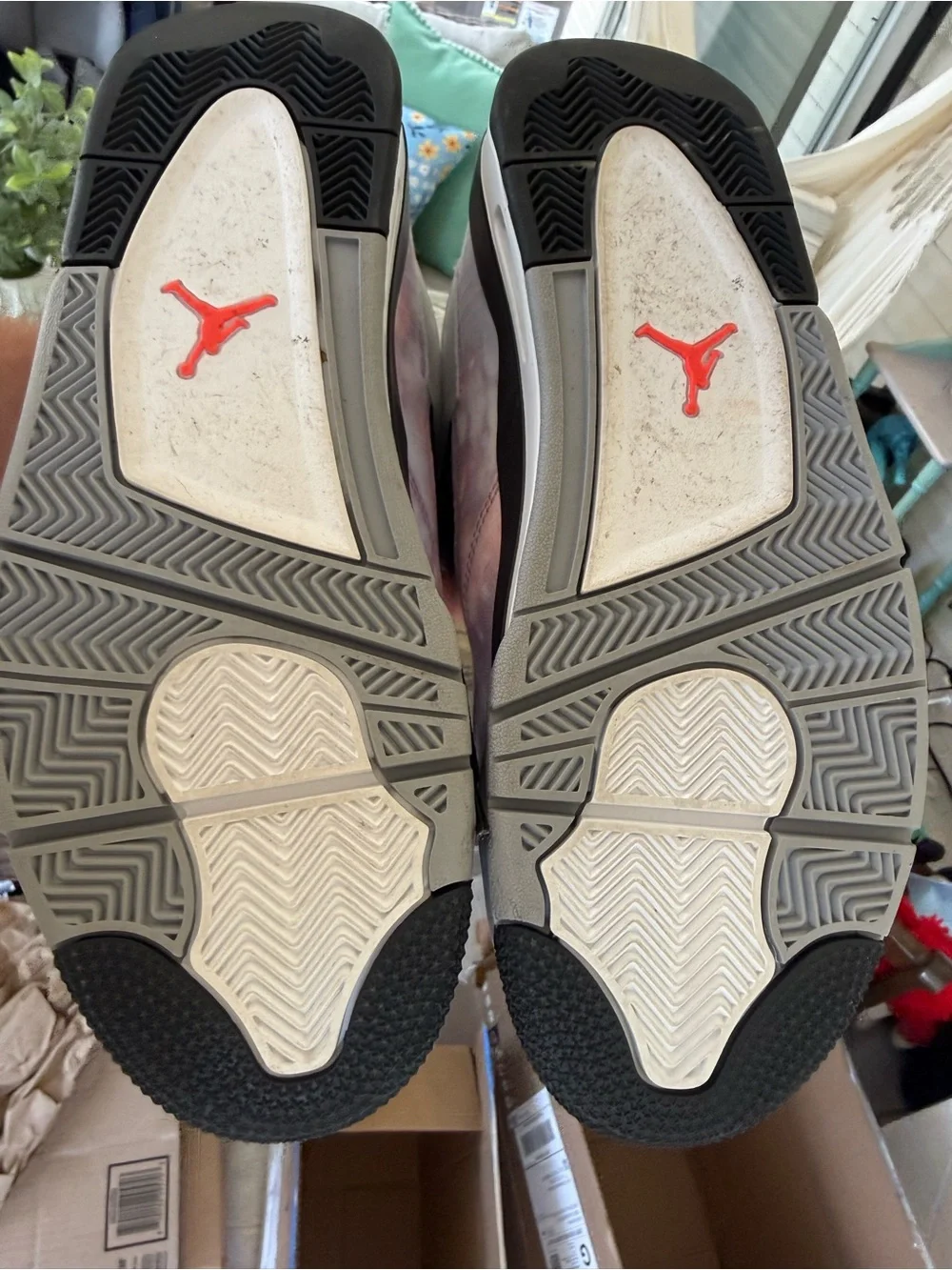 Jordan 4
